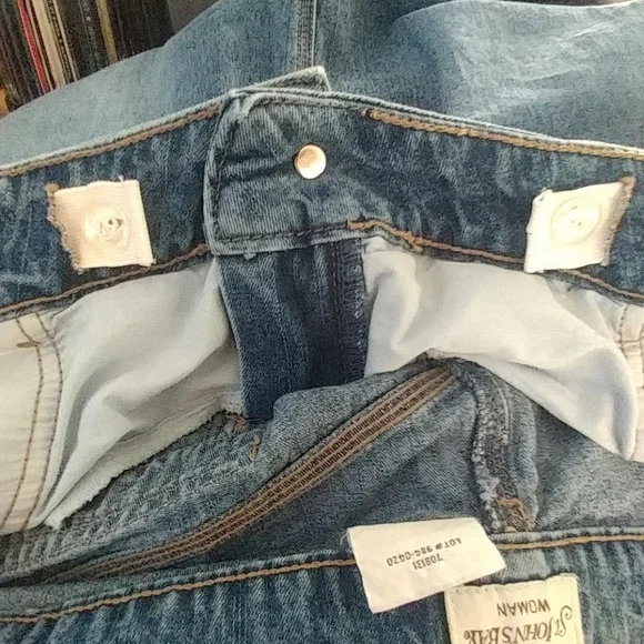 🐢St. John Bay Woman - denim skirt - Picture 7 of 8